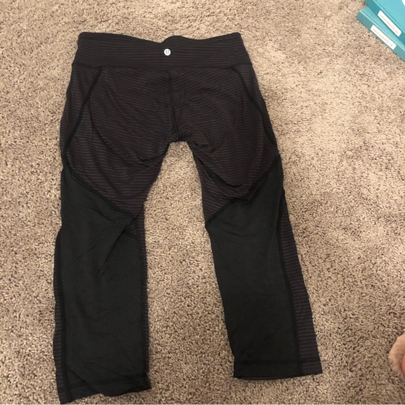 Lululemon Striped Capri Leggings - Picture 3 of 3